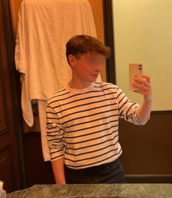 Julien Passion is a high class authentic twink escort based in Paris (France), providing massage, companionship and escort services to straight, bisexual and gay men. Julien Passion provide also International high class escort on request, travelling in and outside of Europe.